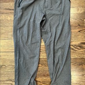 Mens lululemon joggers size XL in great condition